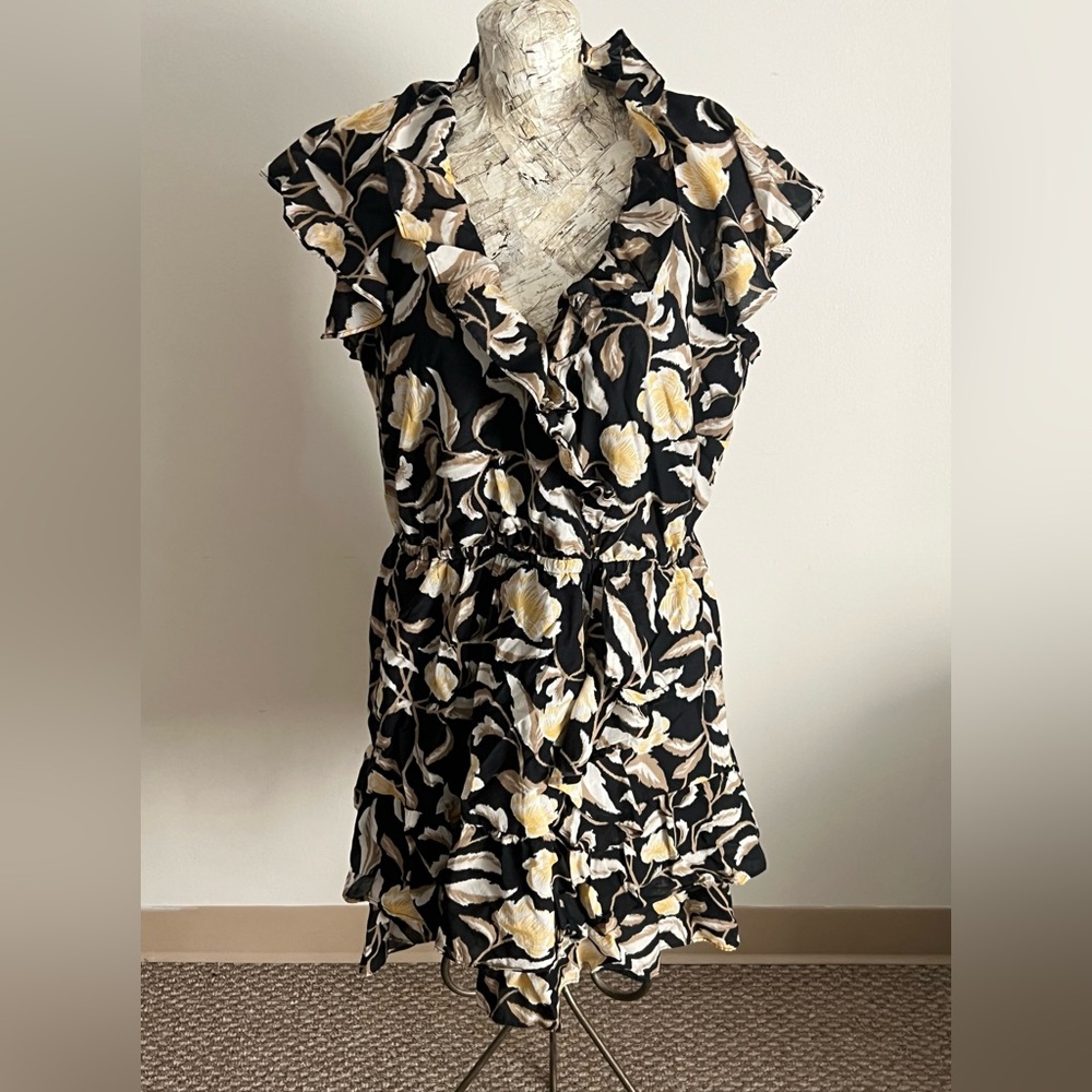 #10 UNIVERSAL THREADS XXL floral dress
